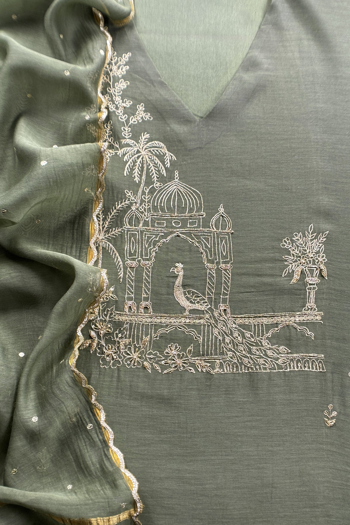 Sage Green Handloom Mulmul Suit With Thread Embroidery