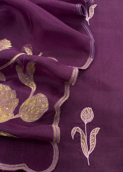 Pure organza suit set with appliqué work

