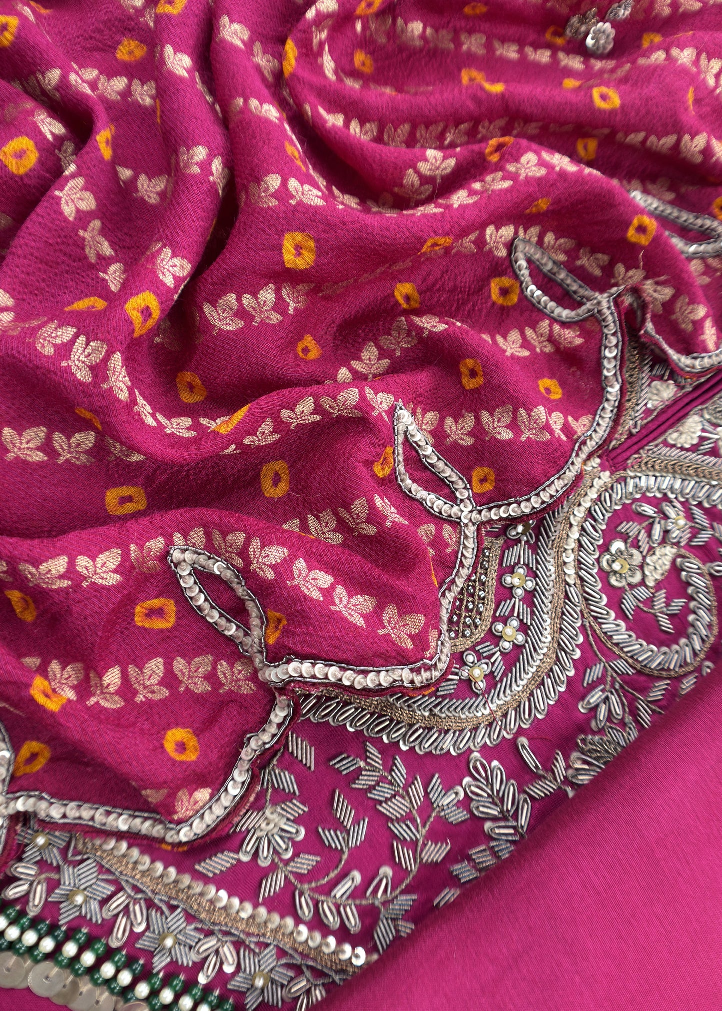 Rani Sa Pink Handloom Silk Kurta And Bandhani Dupatta With Handwork