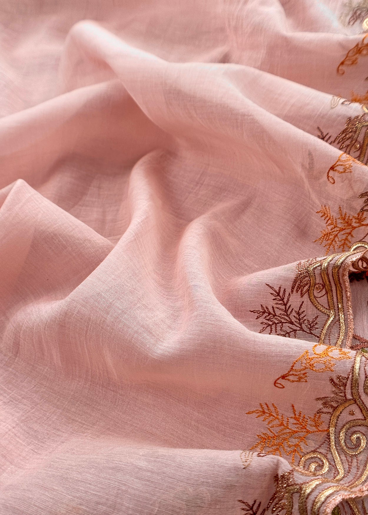 Mulmul suit set with hand gota embroidery

