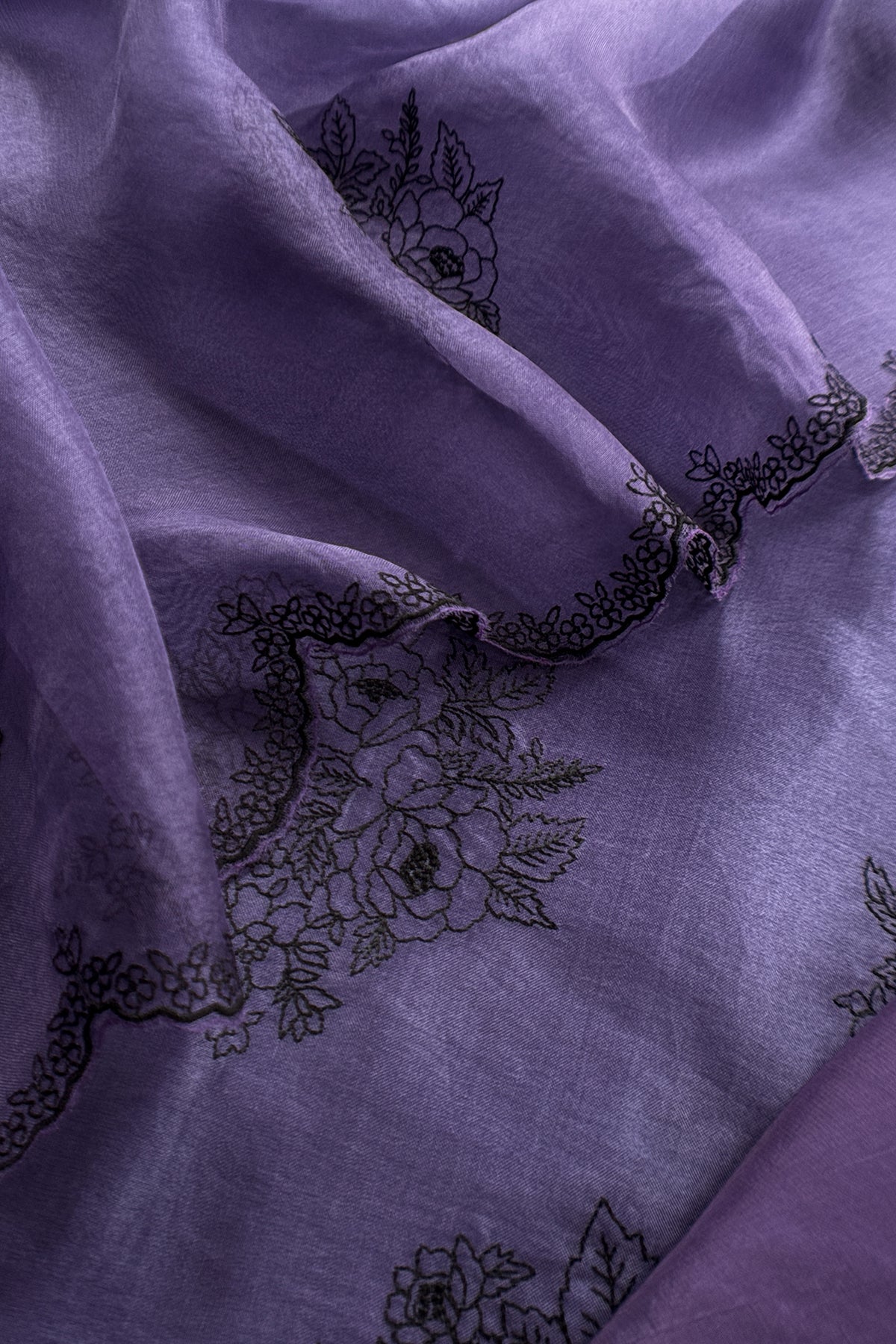 Organza unstitched suit gifting for mom

