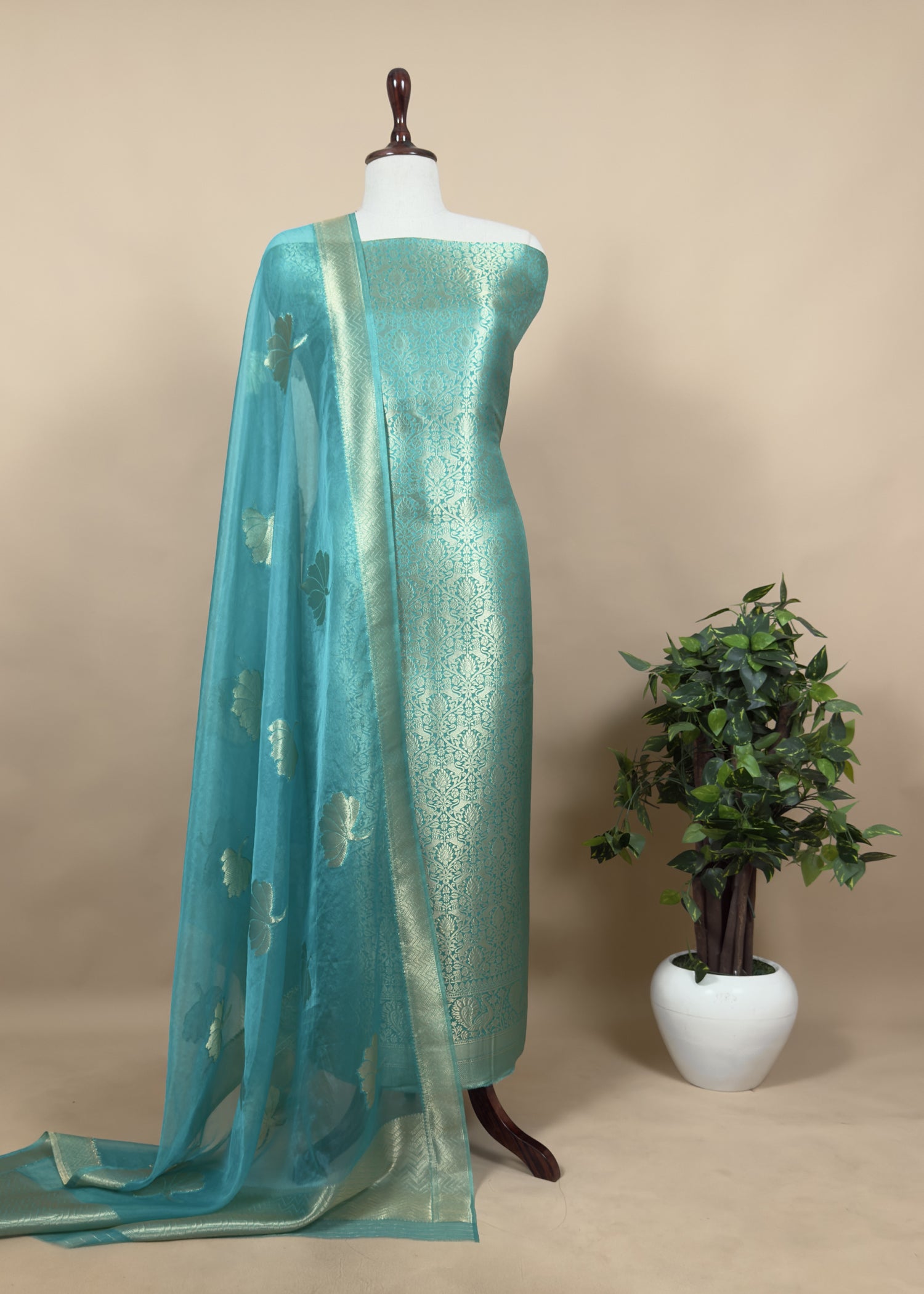 Banarasi silk suit for wedding collection

