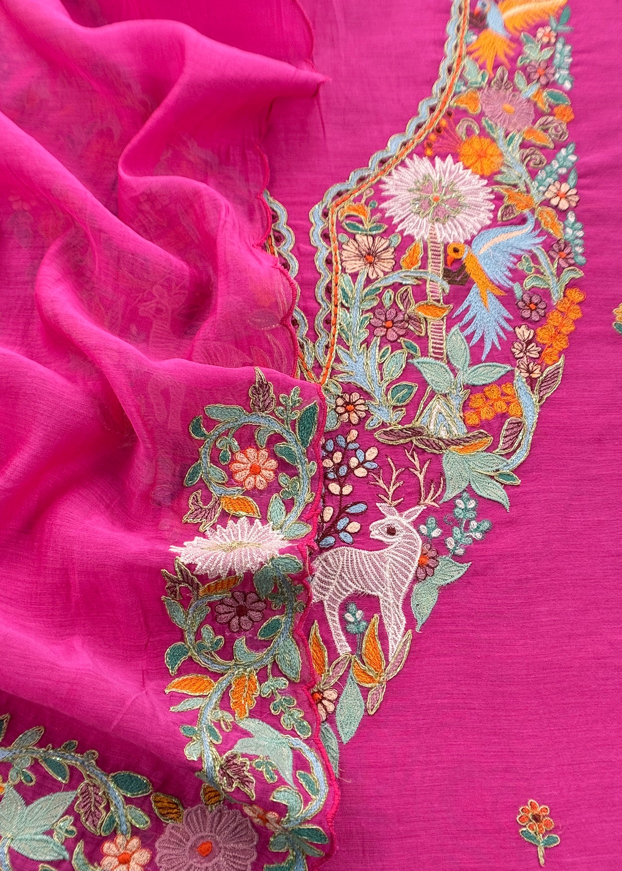 Pure mulmul suit set with appliqué work

