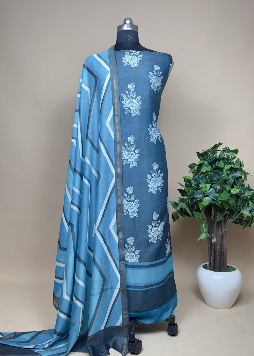 Blue Maheshwari silk suit