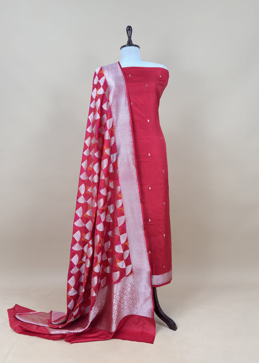 Luxe Red Kanjivaram handloom silk Suit set with gold Meenakari weaving