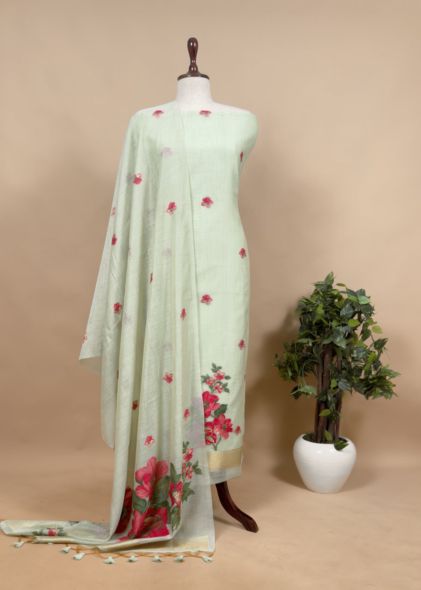 Peach Floral Jamdani Weaved Unstitched Suit In Chandri