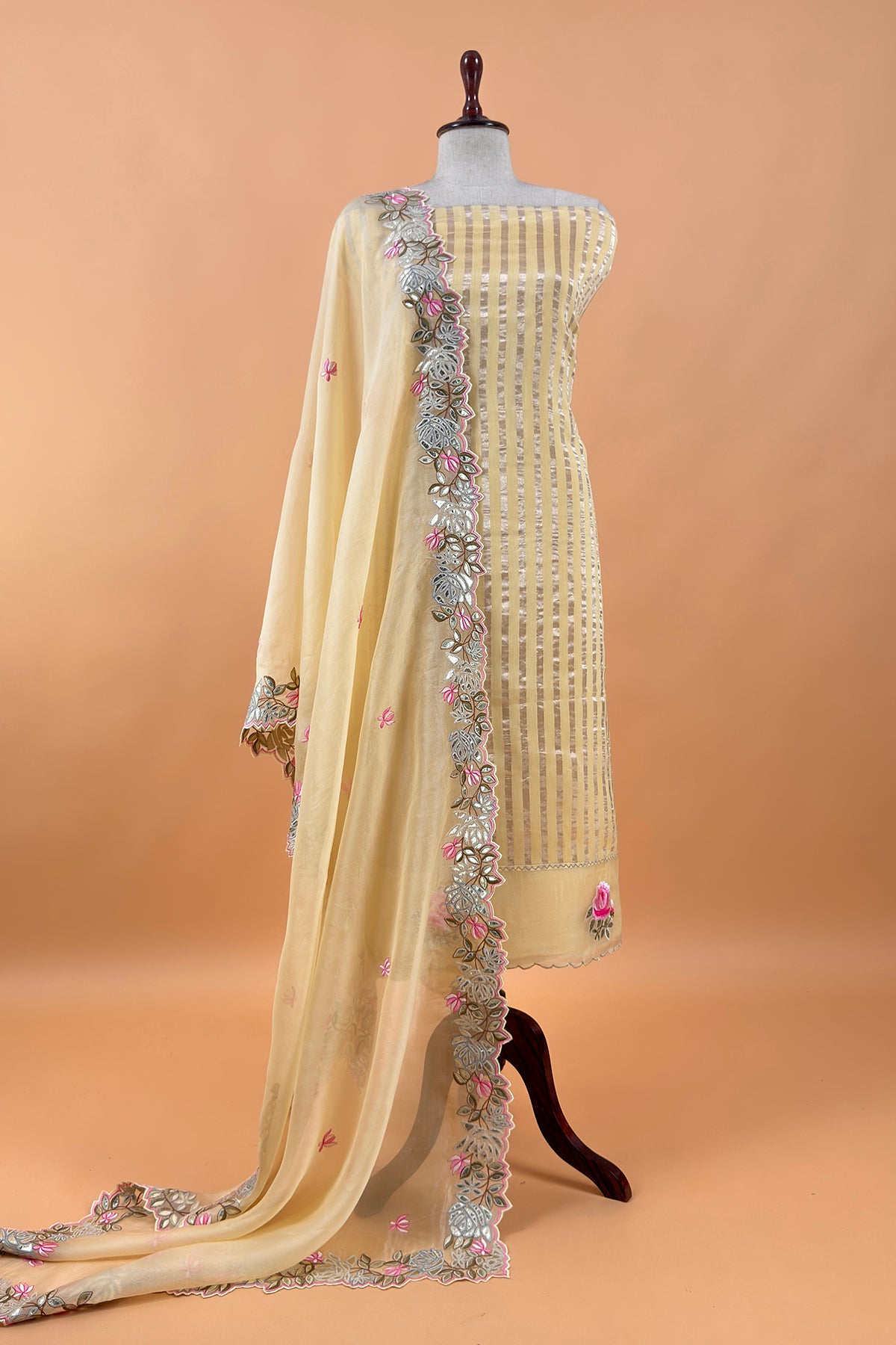 Luxury Handloom kora silk suit with dupatta

