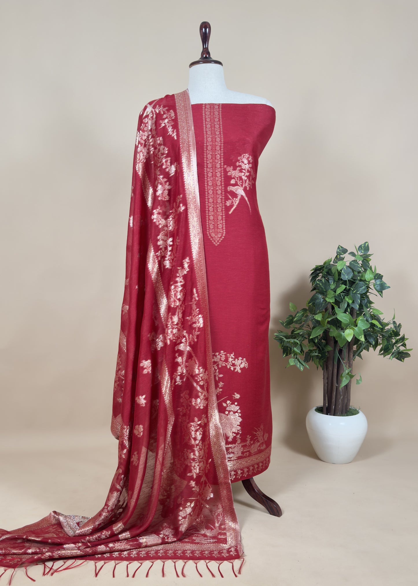 Pink Premium Kani Silk Suit With Kani Zari Weaving