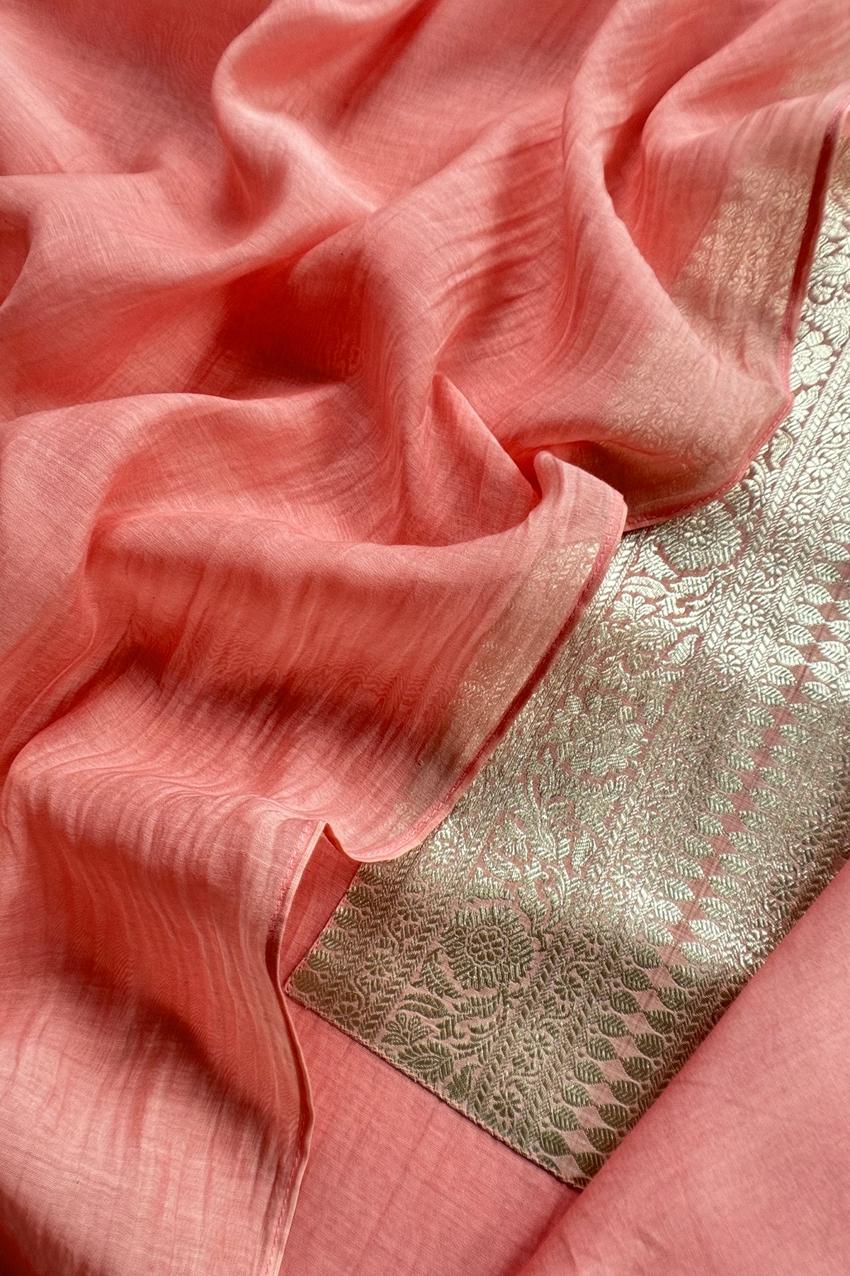 Summer wear mulmul unstitched suit with dupatta

