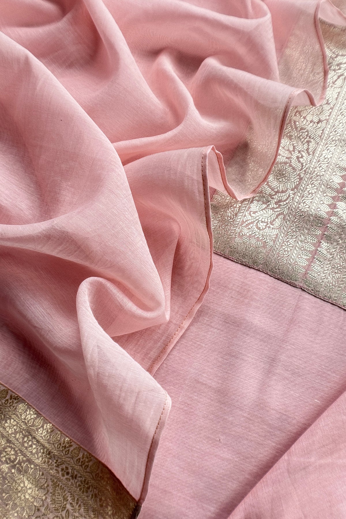 Baby Pink Handloom Varanasi Mulmul Kurta And mulmul Dupatta With Kadwa Weaving