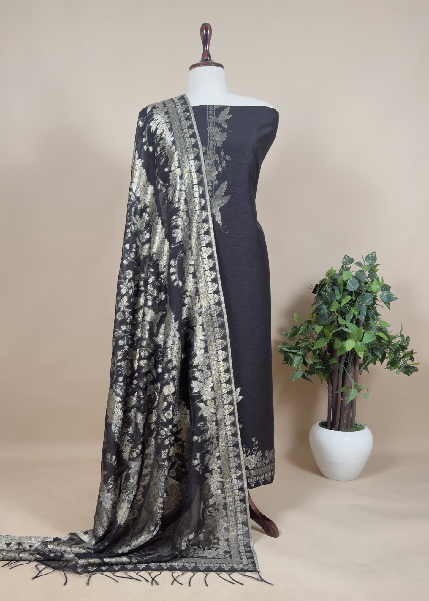 buy premium kani silk suit online

