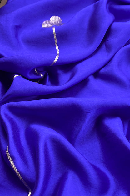 Festive wear silk unstitched suit with kadwa weaving

