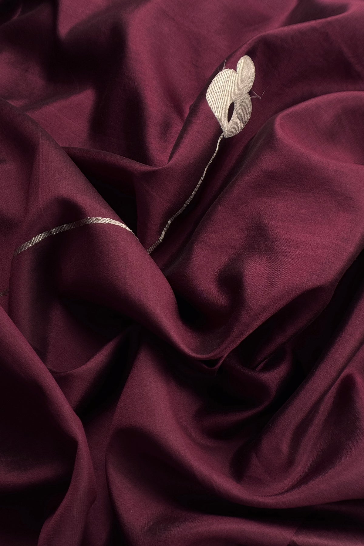 Premium quality silk suit with kadwa weaving dupatta

