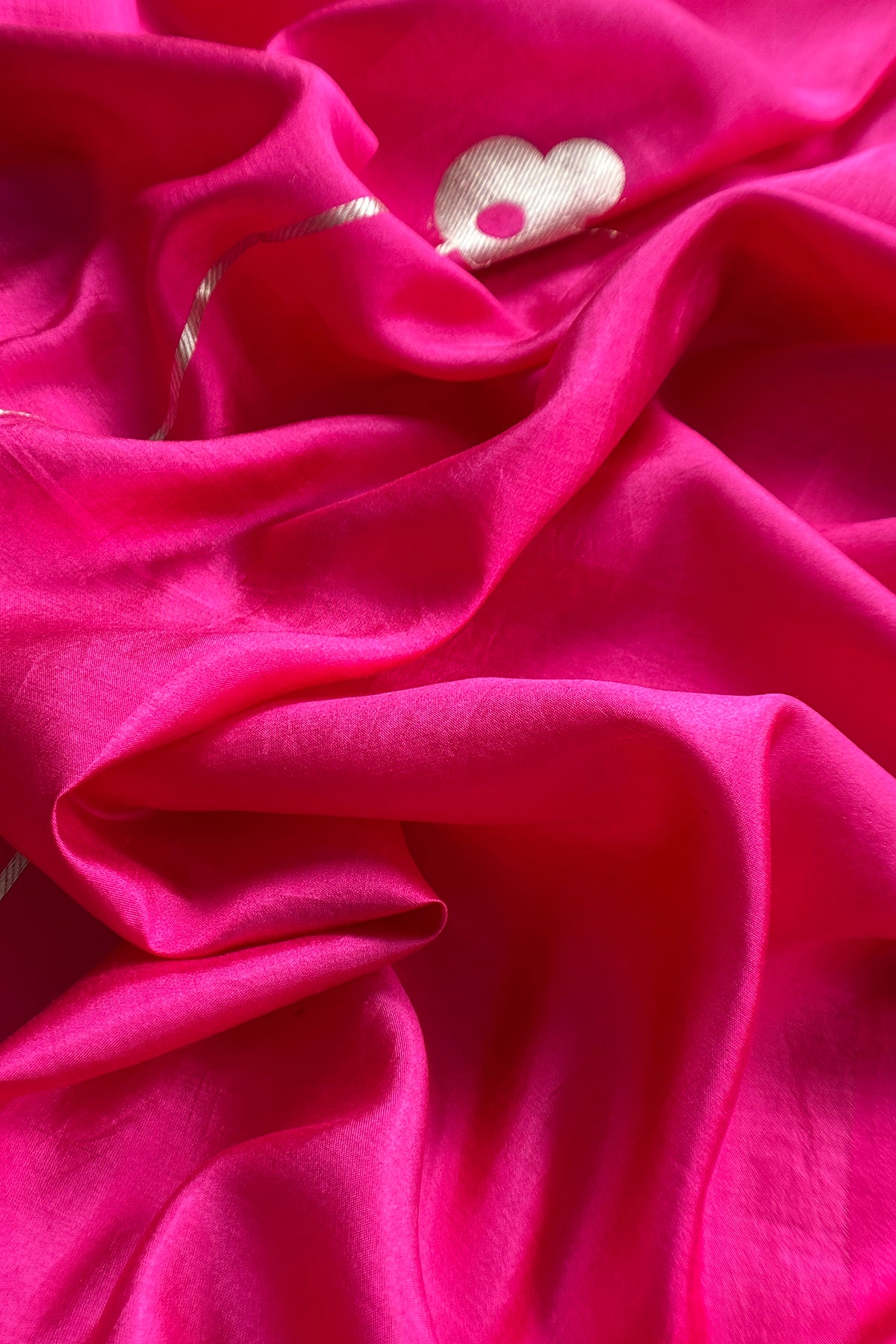 Premium quality silk suit with kadwa weaving dupatta

