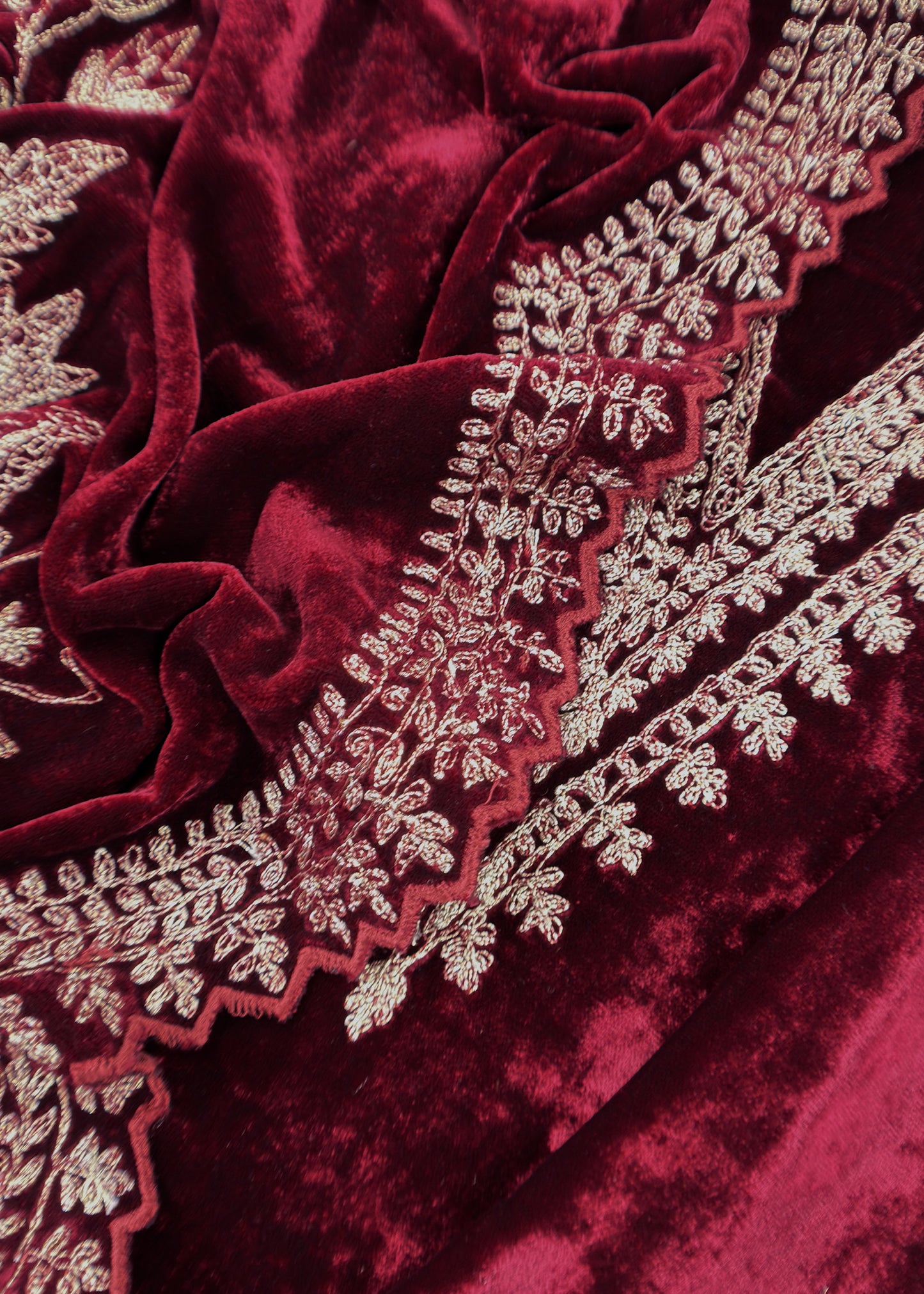 Maroon Pure Velvet Unstitched Suit In Dori Embroidery