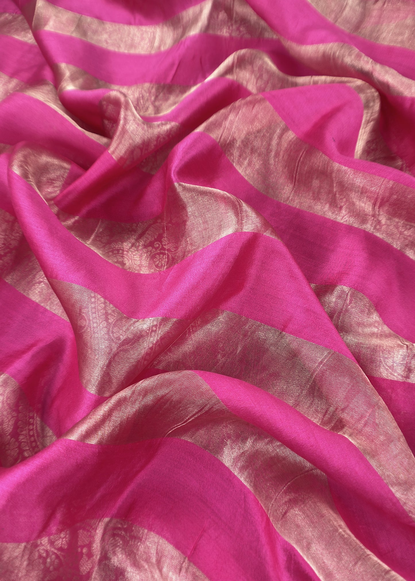 Pink Pure Paisley Brocade Silk Kurta And Zari Panel Silk Dupatta