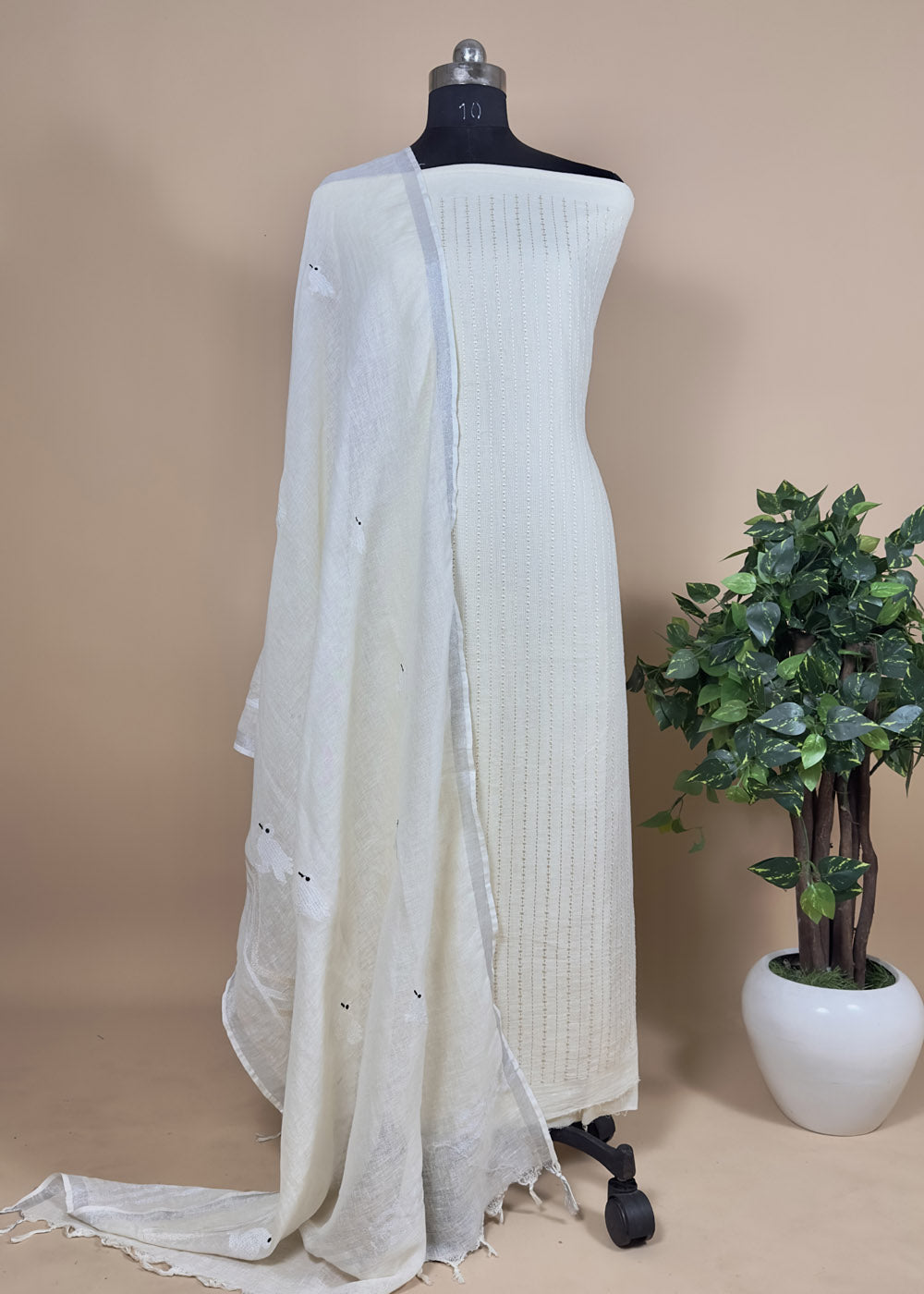 White Linen Suit With Kantha Embroidery