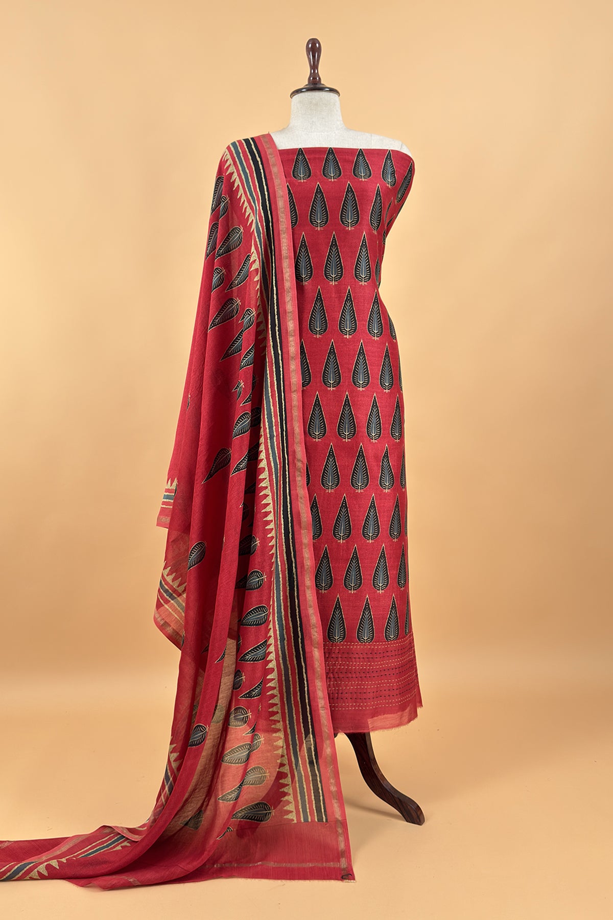 Buy Maheshwari silk suit at online


