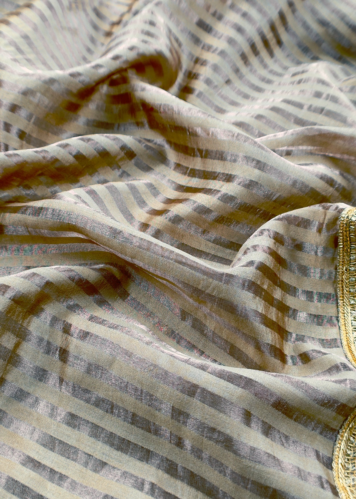 Luxury handloom tissue silk suit with dupatta

