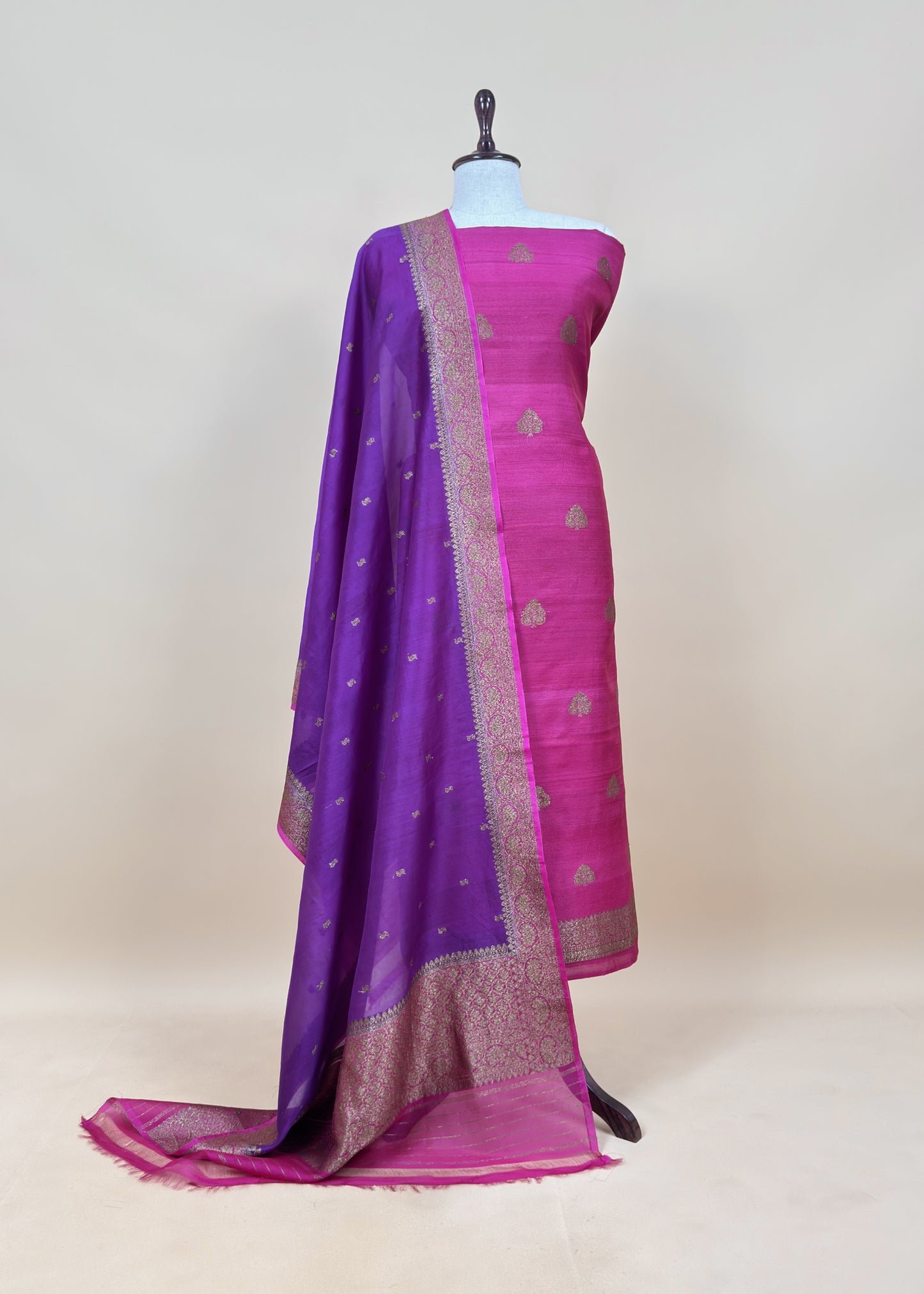 Pink Handloom Raw Silk Kurta And Kora Silk Dupatta With Gold Kadwa Weaving