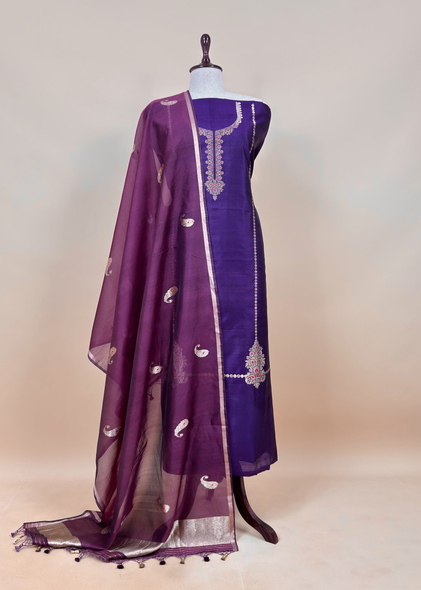 Violet And Wine Handloom Silk Kurta And Kora Silk Dupatta With Kadwa Weaving