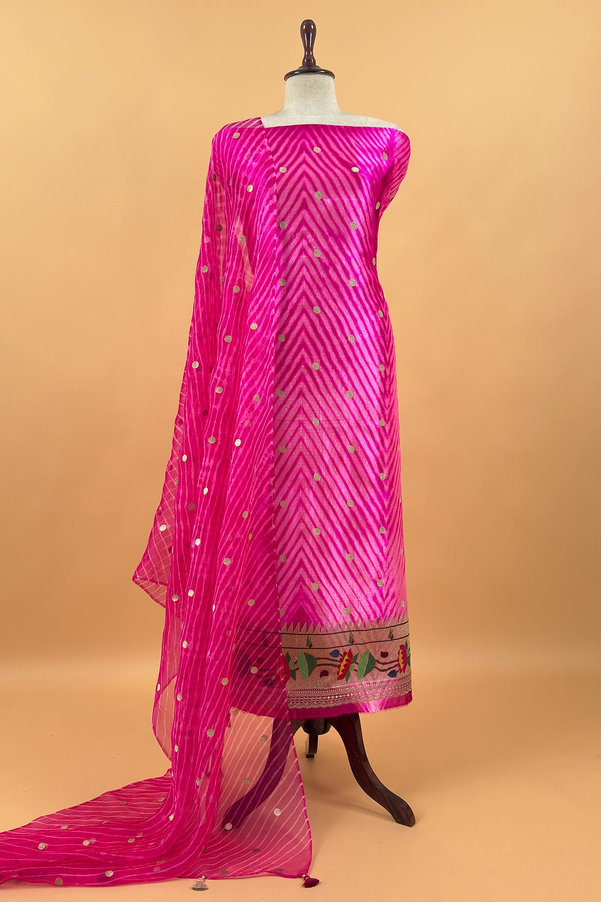 Banarasi silk suit set gifting for women

