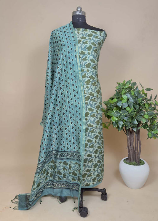 Green Maheshwari Suit In Dabu Print