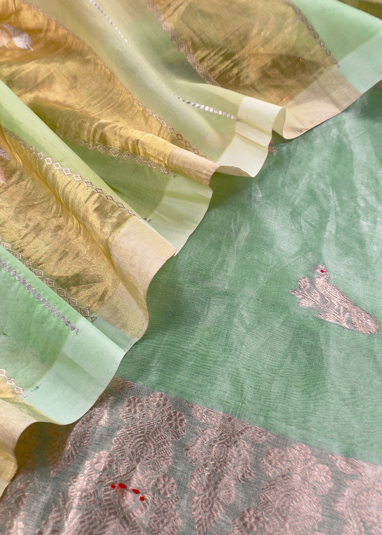 Buy Tissue Silk Suit Set Online

