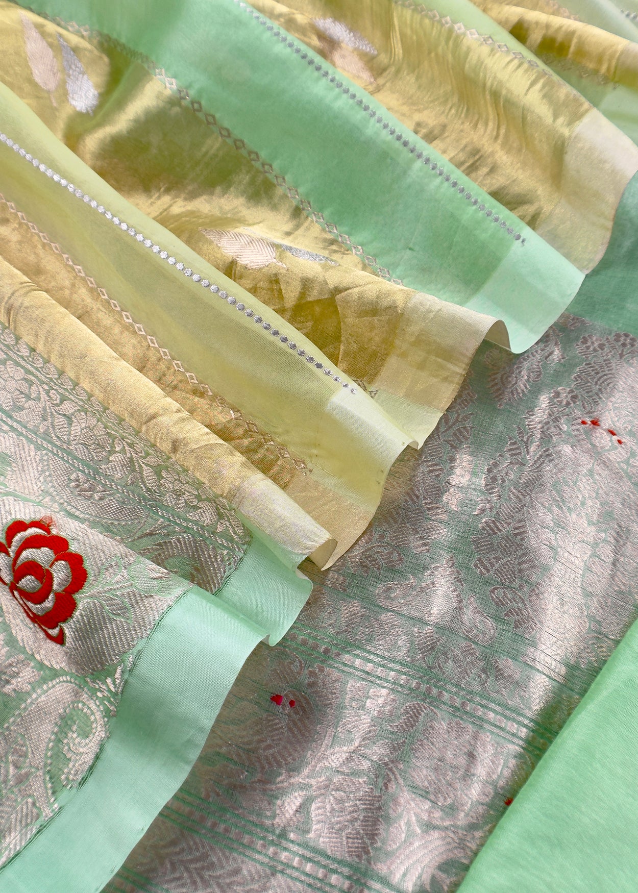 Traditional indian wedding wear tissue silk suit

