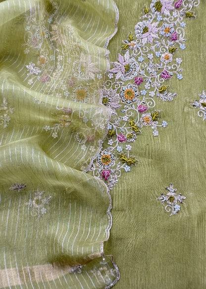Kalasheel Luxe Green Pure Crushed Tissue Kurta And Organza Dupatta With Zardosi And Dabka Handwork