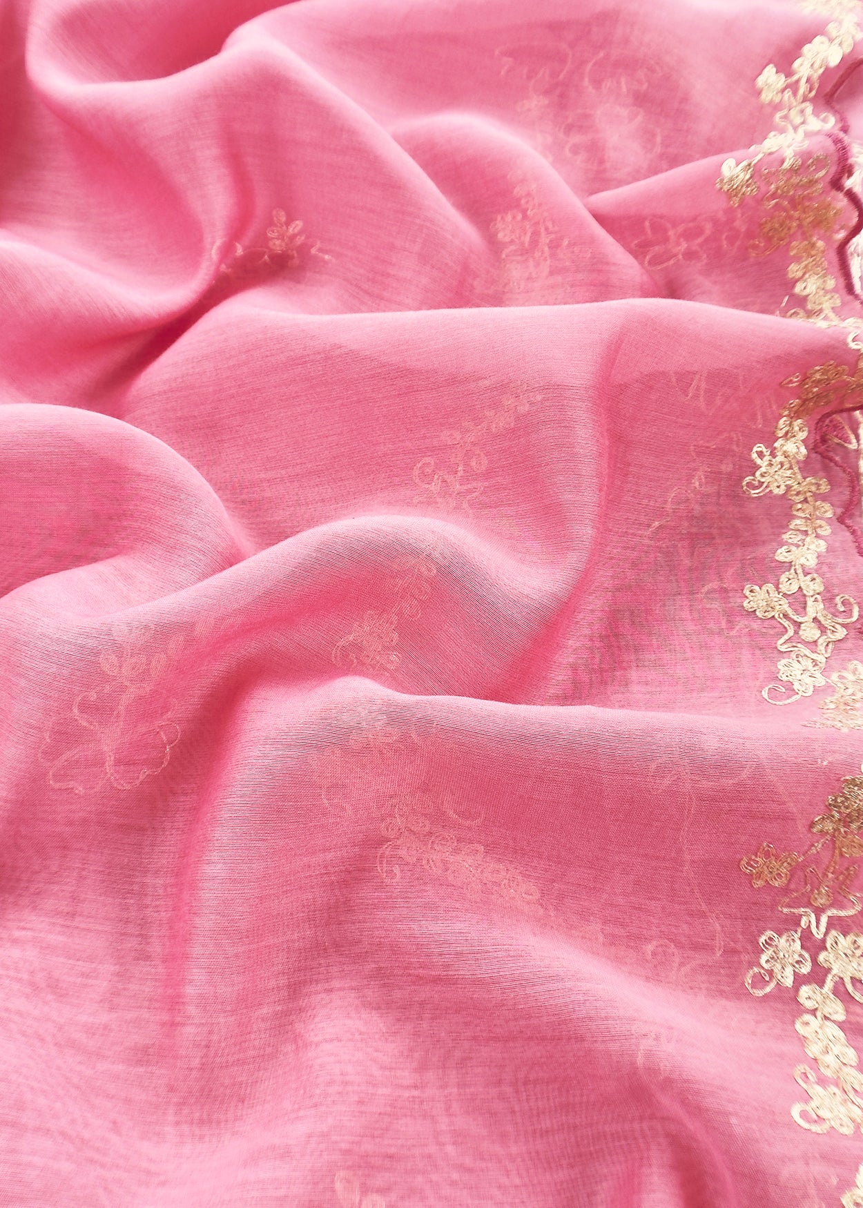 Mulmul unstitched suit gifting for women

