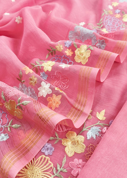 Mul cotton suit with flower embroidery

