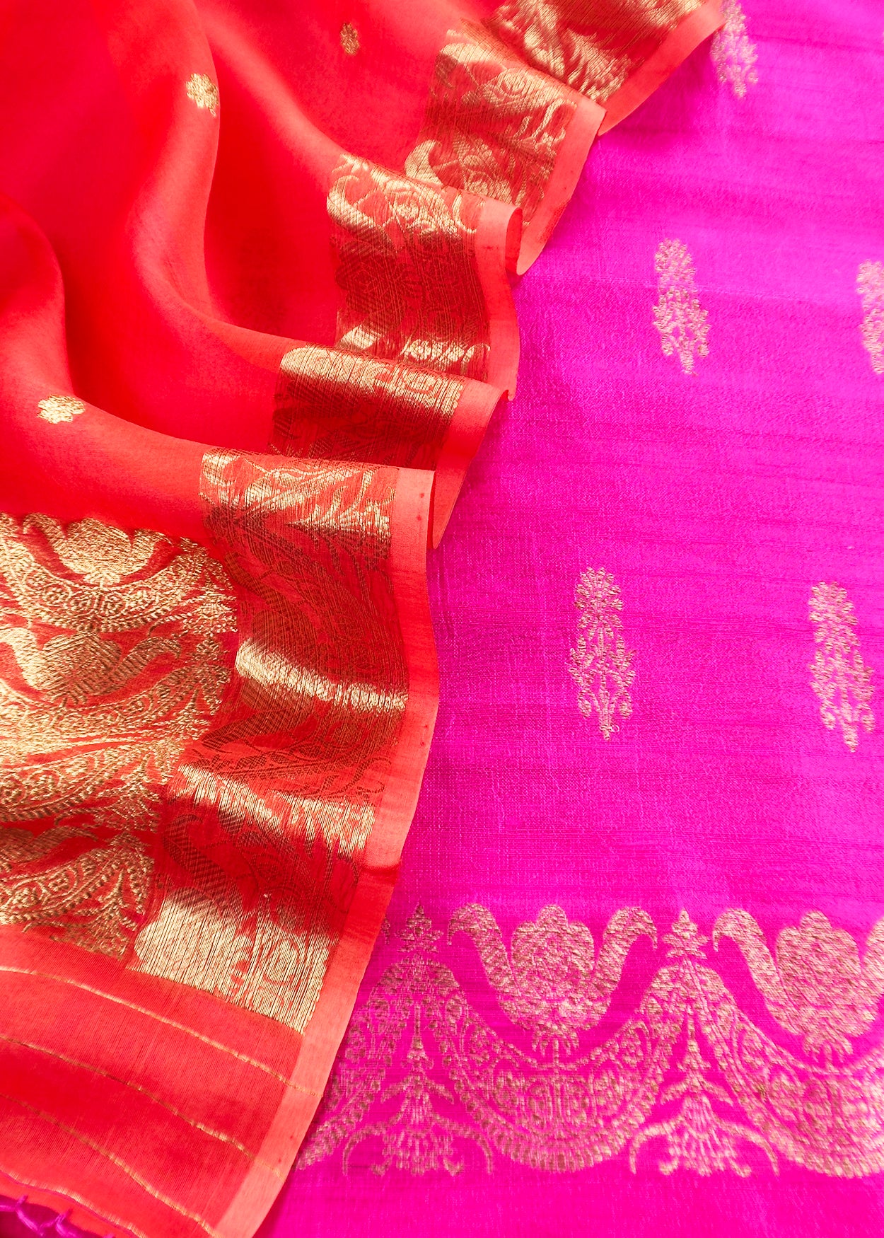 Buy Raw Suit Set For Women

