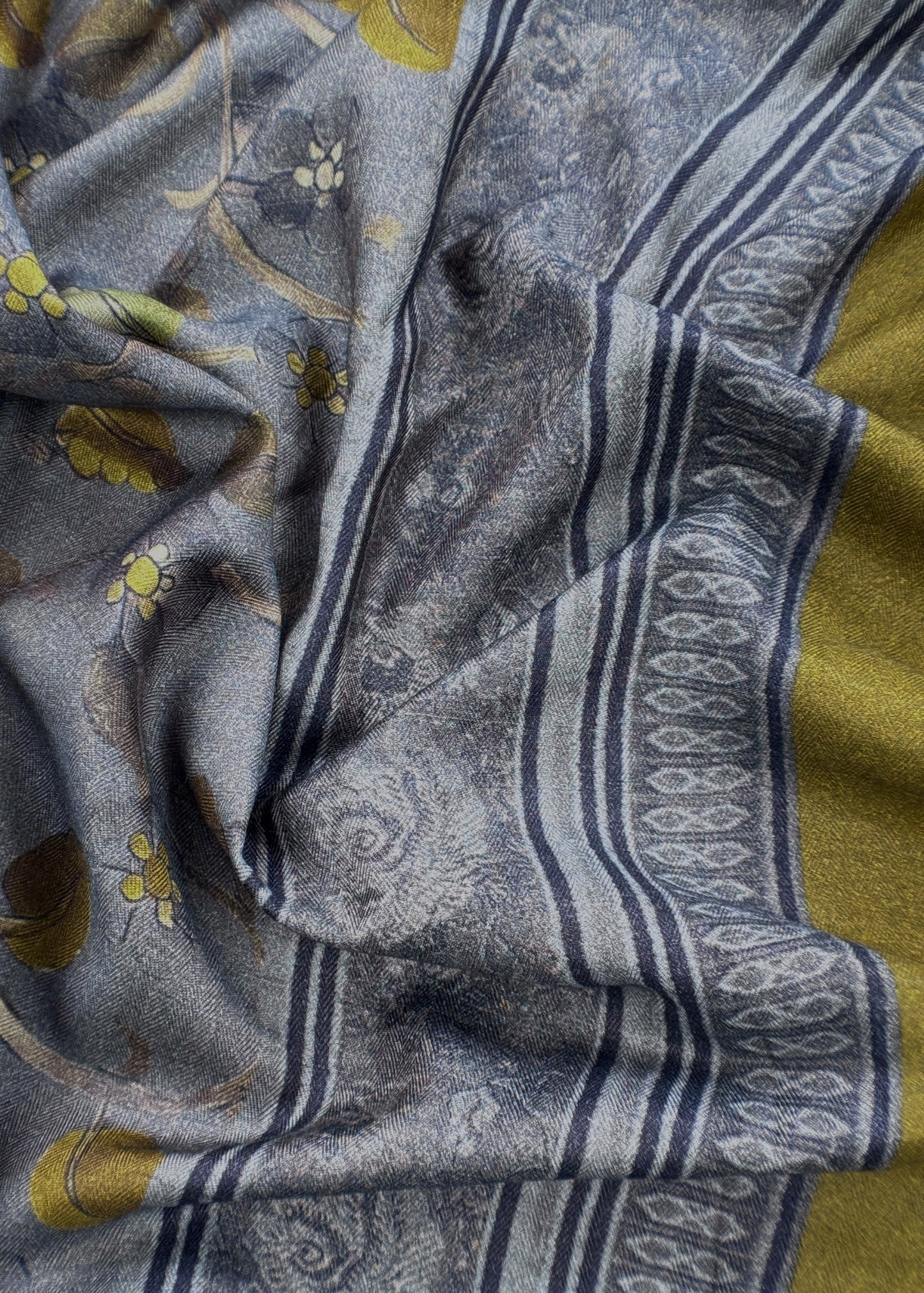 Mehndi Green Pashmina Suit With Digital Print Dupatta