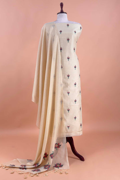 jamdani weaved suit for gifting mom

