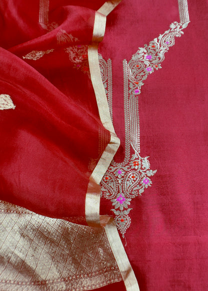 Red Handloom Silk Kurta And Kora Silk Dupatta With Kadwa Weaving