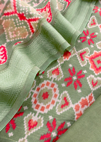 Green With Red Handloom Patola Unstitched Suit In Mulmul