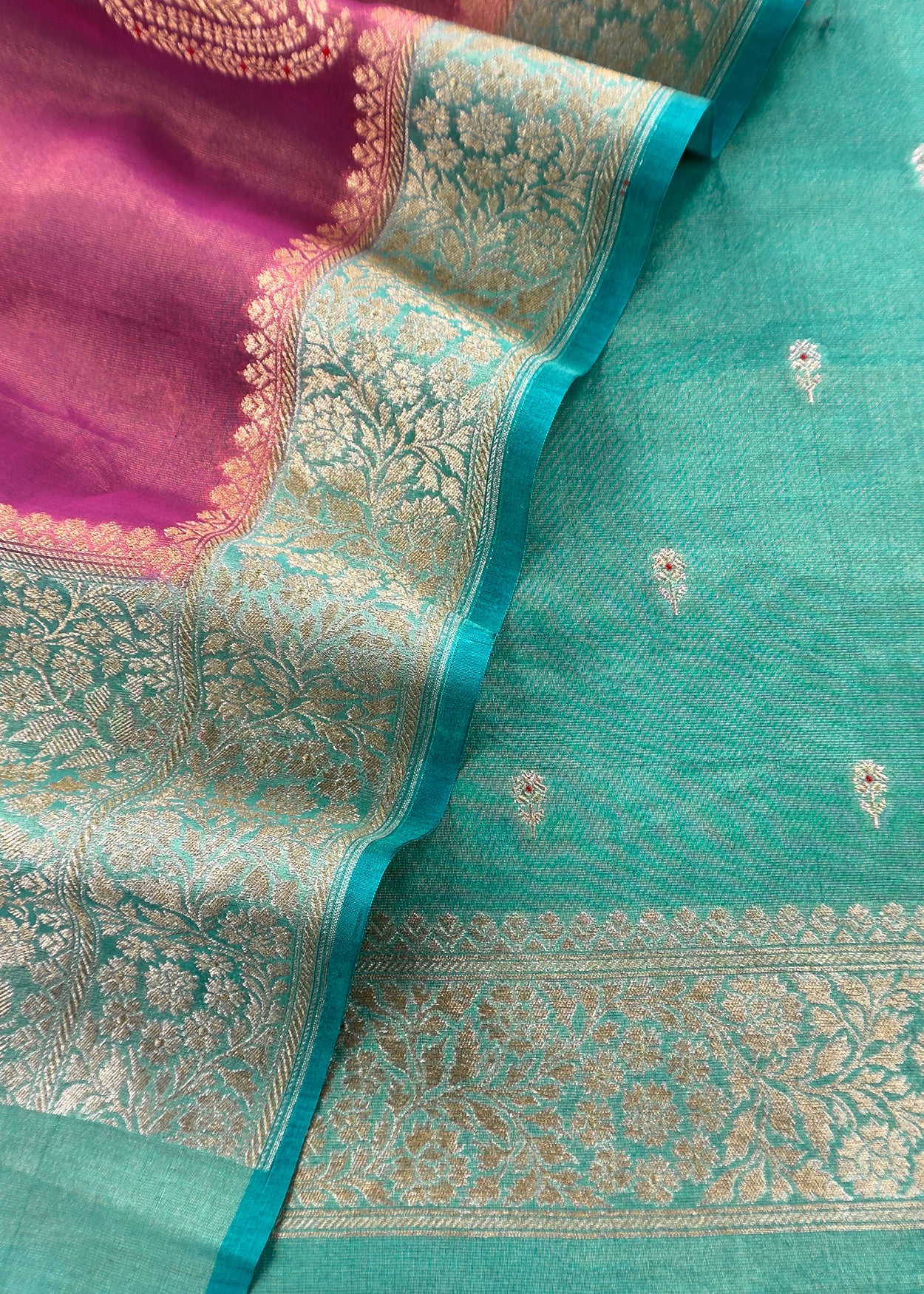 Dynasty Green Handloom Tiissue Silk Suit With Meenakari Kadwa Weaving