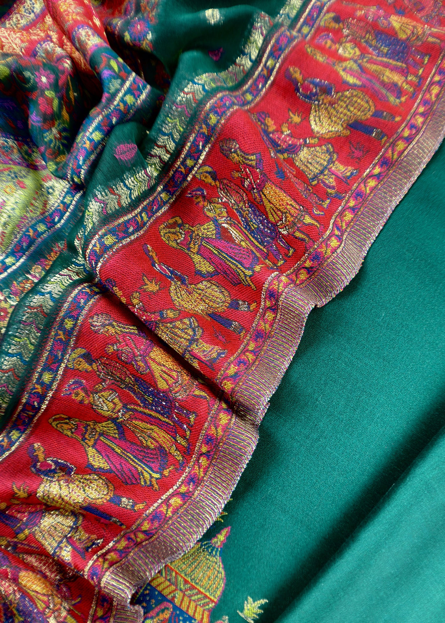 Green and Red Handloom Silk Suit With Kani Zari Weaving