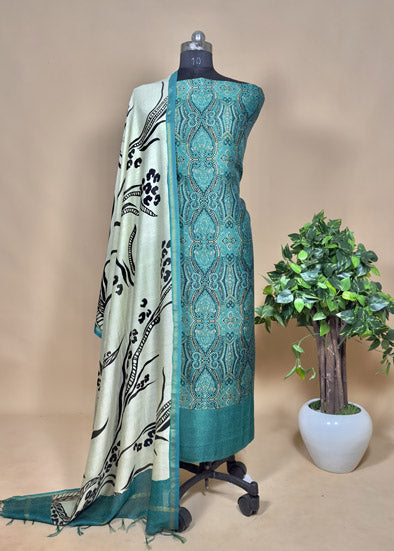 Green And Off White Kalamkari Maheshwari Silk Suit