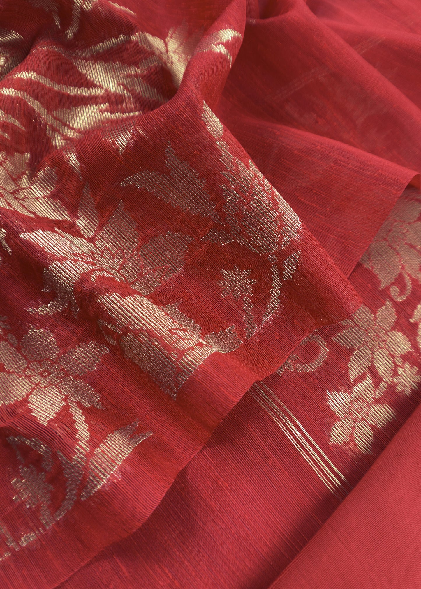 jamdani weaved suit for gifting mom