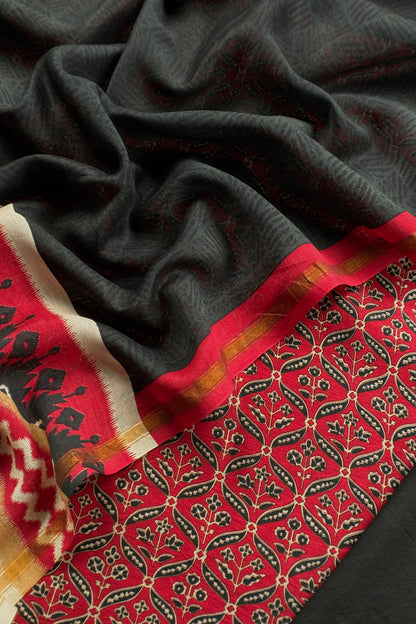 Maheshwari silk suit gifting for women

