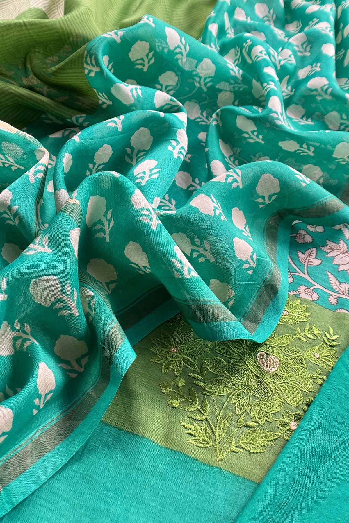 Maheshwari silk suit gifting for women

