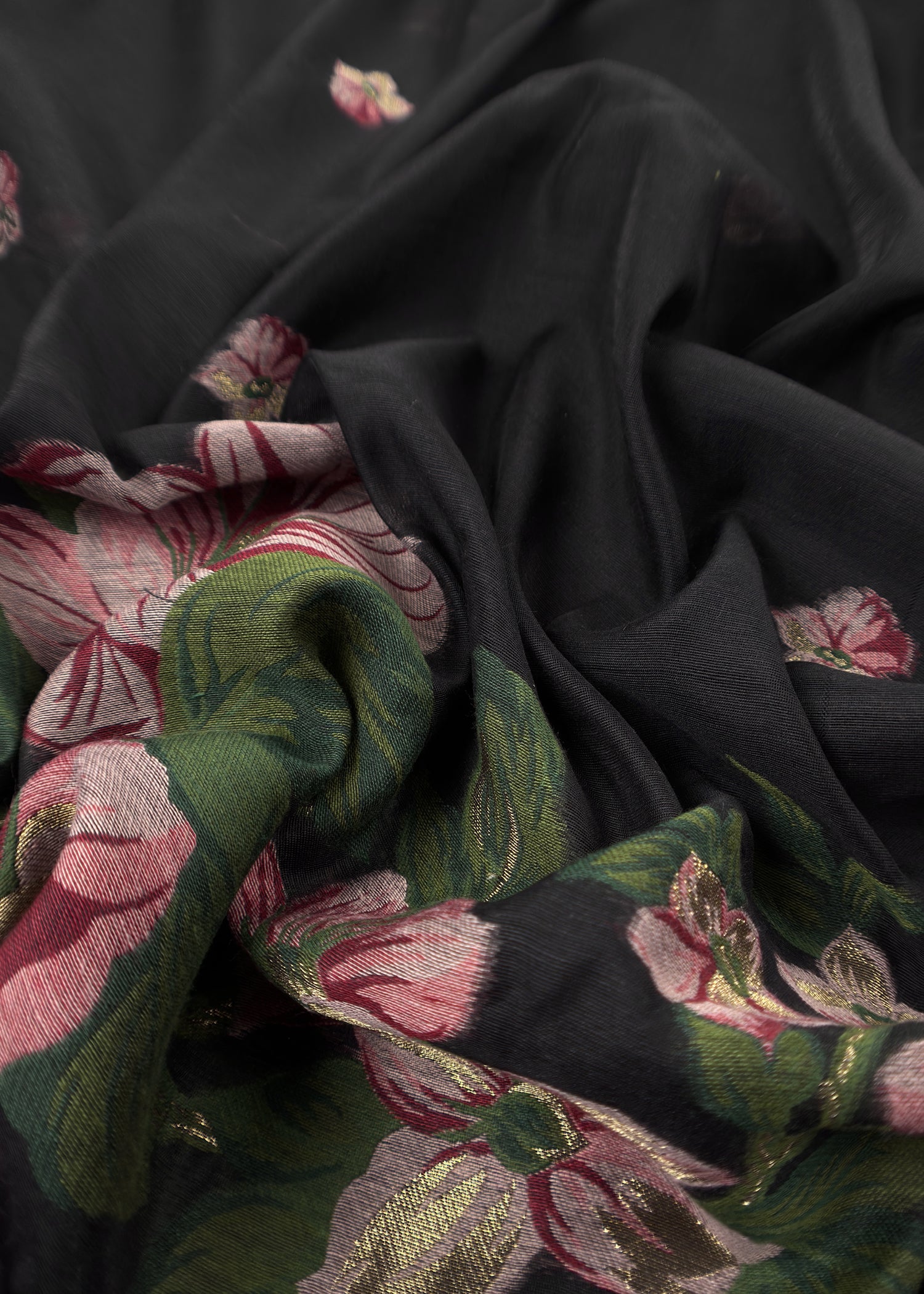 amdani weaved suit for gifting mom

