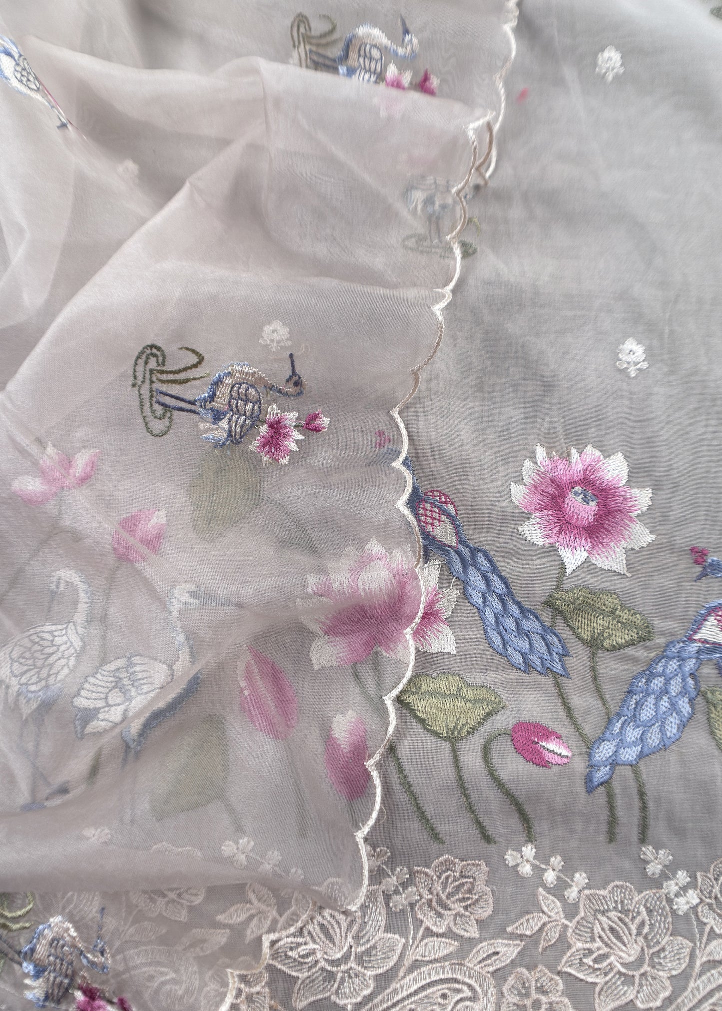Grey Chanderi Kurta With Organza Dupatta Having Resham Flamingo Embroidery
