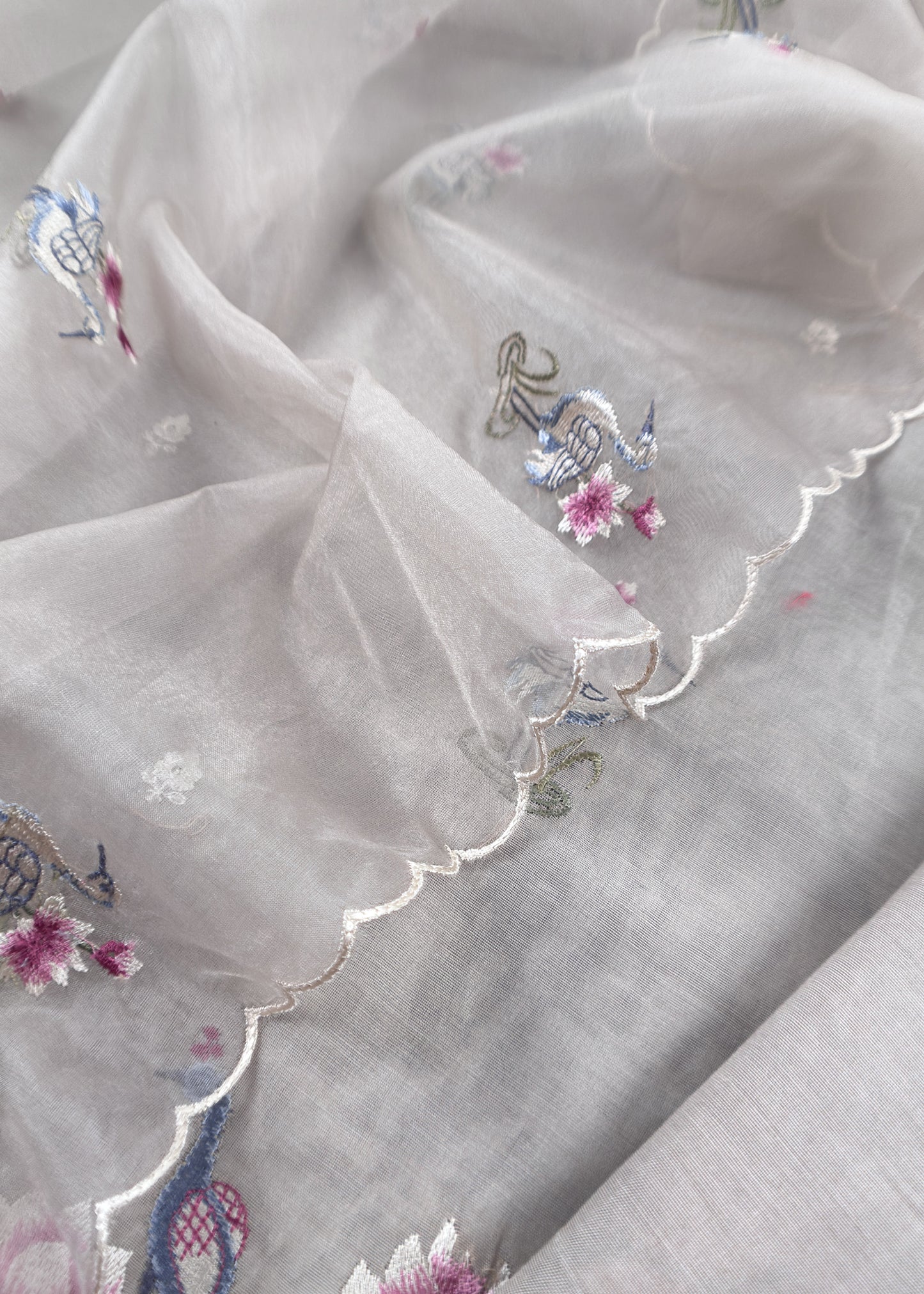 Grey Chanderi Kurta With Organza Dupatta Having Resham Flamingo Embroidery