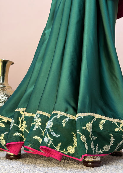 Bottle Green Handloom Silk Saree With Zari Weaving