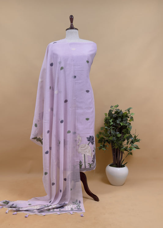jamdani weaved suit for gifting mom

Premium quality jamdani suit for women