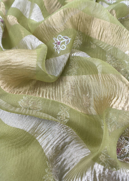 Green Presenting Our Stunningly Beautiful Crushed Tissue Silk Suit Set From विवाह Collection By Kalasheel