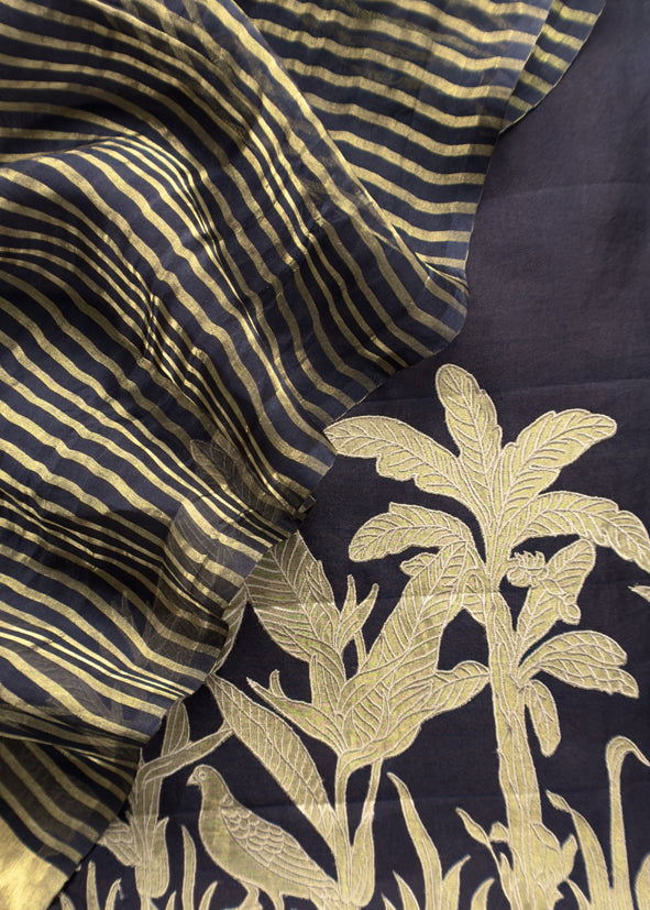 Kalasheel Luxe Black Kora Silk Kurta With Tissue Silk Dupatta With Tissue Appliqué Work
